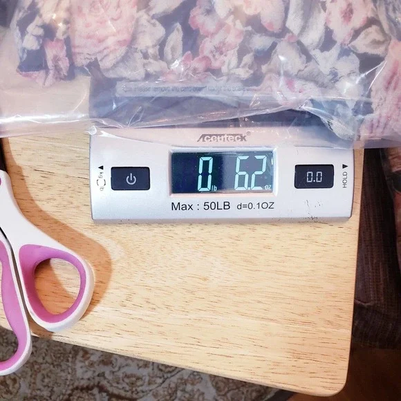 Billabong Women's Get Together V Neck Front Floral Shirt Tie Front Top Small - Picture 12 of 12